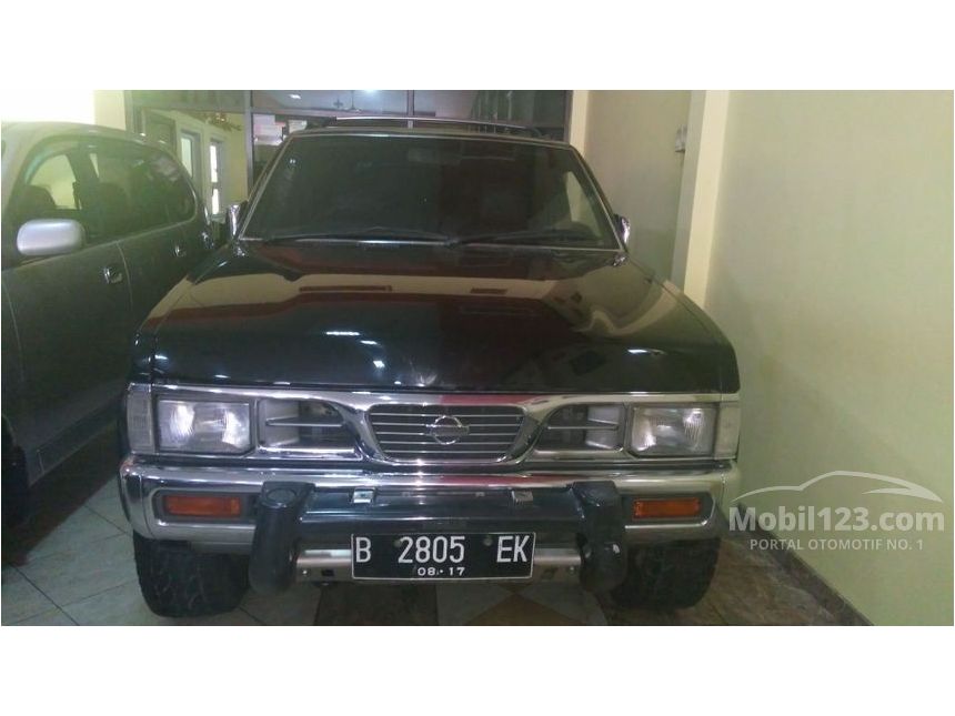 Jual Mobil Nissan Terrano 1997 SGX 2.4 di Jawa Timur Jual Mobil Nissan Terrano 1997 SGX 2.4 di Jawa Timur