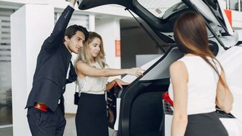 Duh, 'Perang Harga' Mobil China juga Ganggu Harga Mobil Bekas!