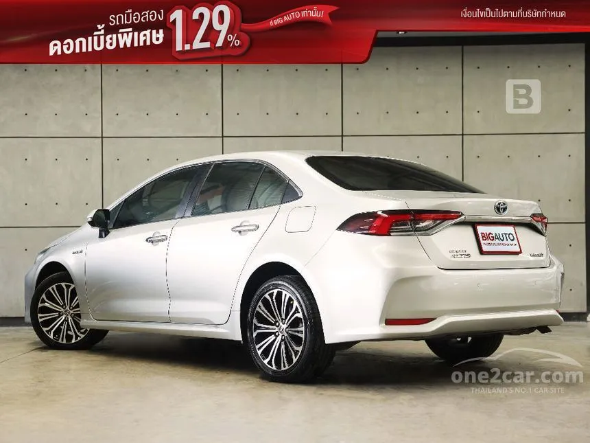2021 Toyota Corolla Altis Hybrid Premium Sedan