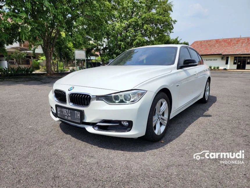 2013 BMW 320i Sport Sedan