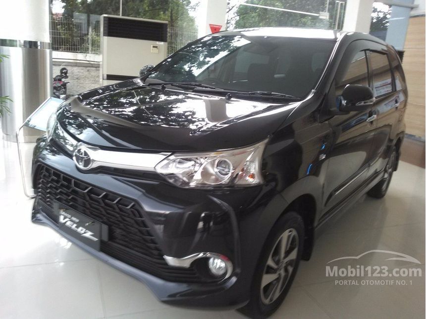 Jual Mobil  Toyota Avanza  2019 Veloz  1 5 di Jawa Barat 