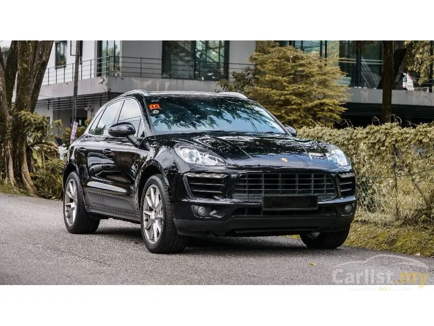 2014 Porsche Macan SUV