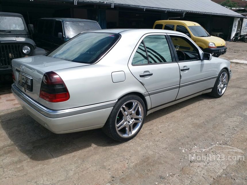 Jual W 202 Wagon Gratis Ongkir