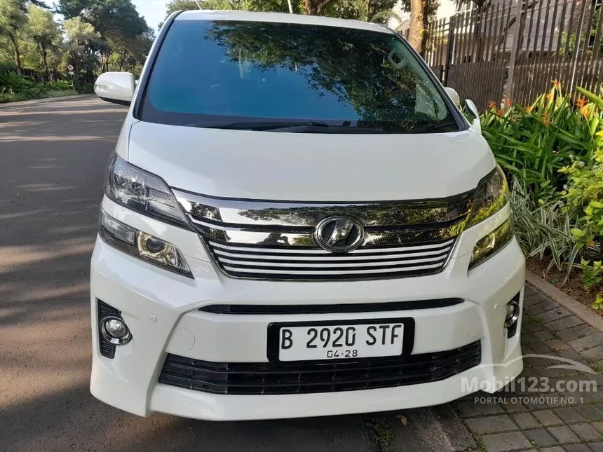Jual Mobil Toyota Vellfire 2013 Z 2.4 di DKI Jakarta Automatic MPV Putih Rp 320.000.000