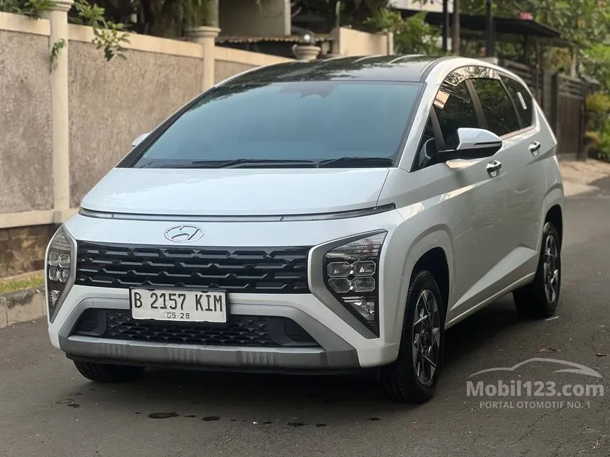 Jual Mobil Hyundai Stargazer 2023 Prime 1.5 di Banten Automatic Wagon Putih Rp 228.000.000