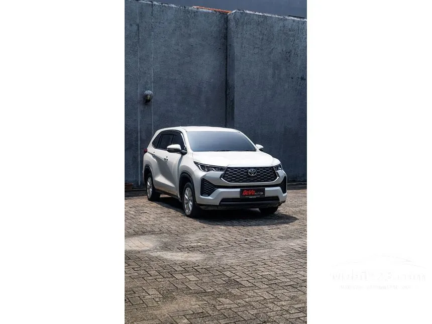 Jual Mobil Toyota Kijang Innova Zenix 2022 V 2.0 di DKI Jakarta Automatic Wagon Putih Rp 388.000.000