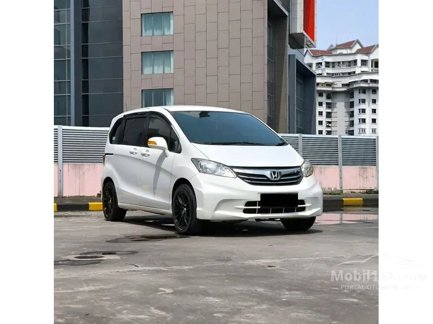 Jual Mobil Honda Freed 2012 Power Sliding Door 1.5 di DKI Jakarta Automatic MPV Putih Rp 129.000.000