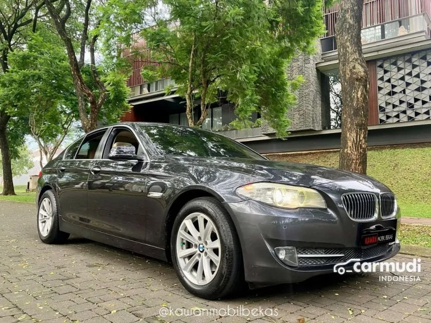 Jual Mobil BMW 520i 2014 Luxury 2.0 di DKI Jakarta Automatic Sedan Abu