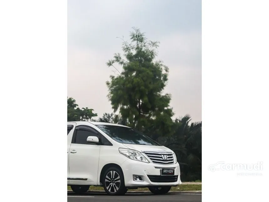 2012 Toyota Alphard V MPV