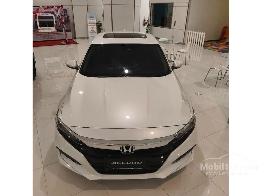 Jual Mobil Honda Accord 2023 1.5 di Jawa Barat Automatic Sedan Putih Rp 687.700.000