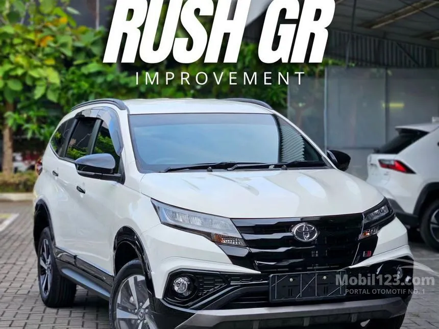 Jual Mobil Toyota Rush 2024 S GR Sport 1.5 di Jawa Barat Automatic SUV Putih Rp 310.450.000