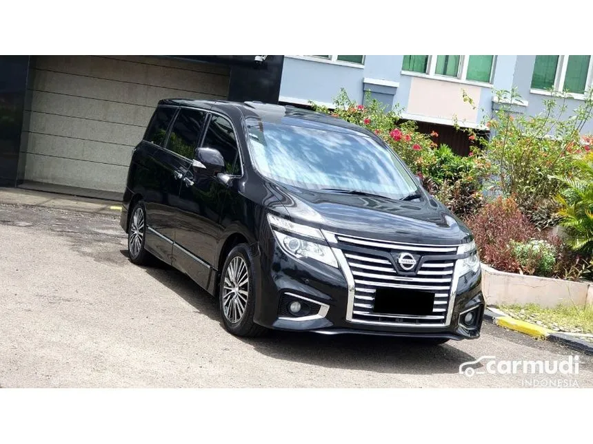 2014 Nissan Elgrand Highway Star MPV
