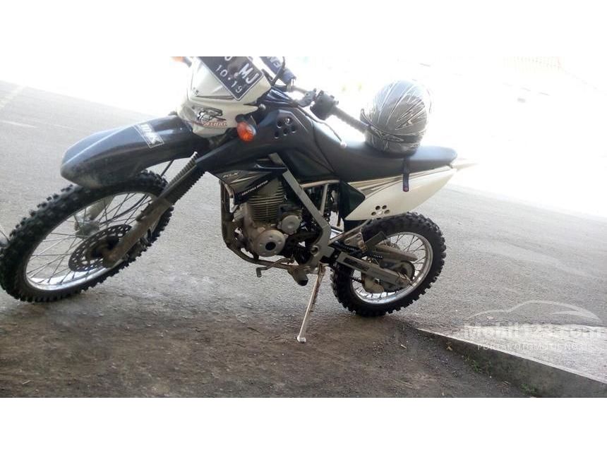 Jual Motor Kawasaki KLX 2014 150 Manual 0.1 di Jawa Barat 