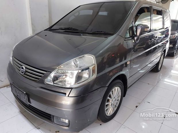 Nissan Serena Highway Star Mobil Bekas & Baru dijual di Jawatimur