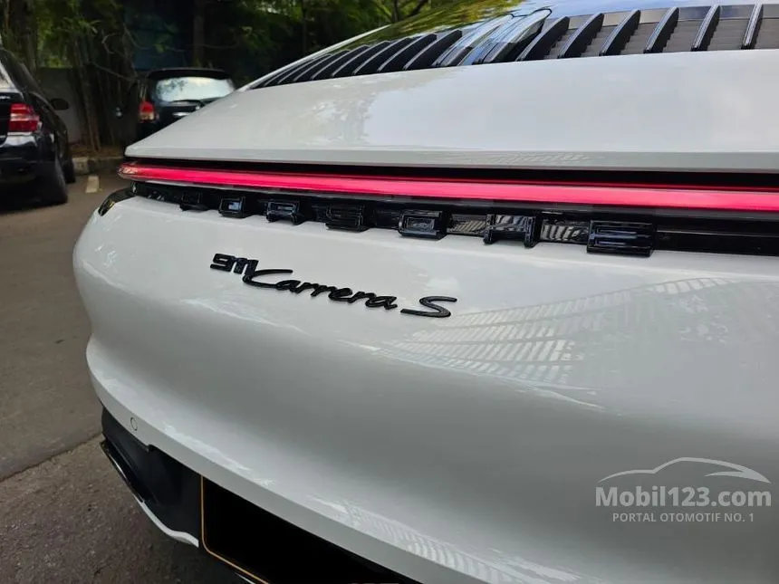 2022 Porsche 911 Carrera S Coupe