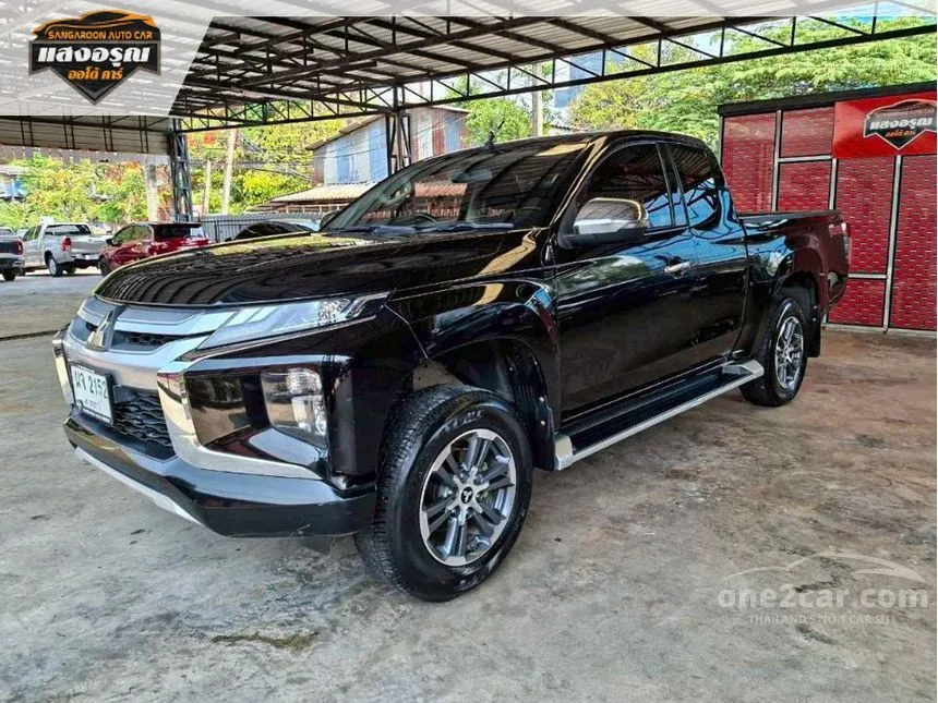 2019 Mitsubishi TRITON GLX Plus Mega Cab Pickup