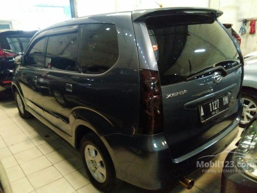 Jual Mobil Daihatsu Xenia 2011 Li FAMILY 1.0 di Banten Manual MPV Abu