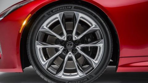 Detroit 2016: The Specially Developed Michelin Tyres For The Lexus LC500