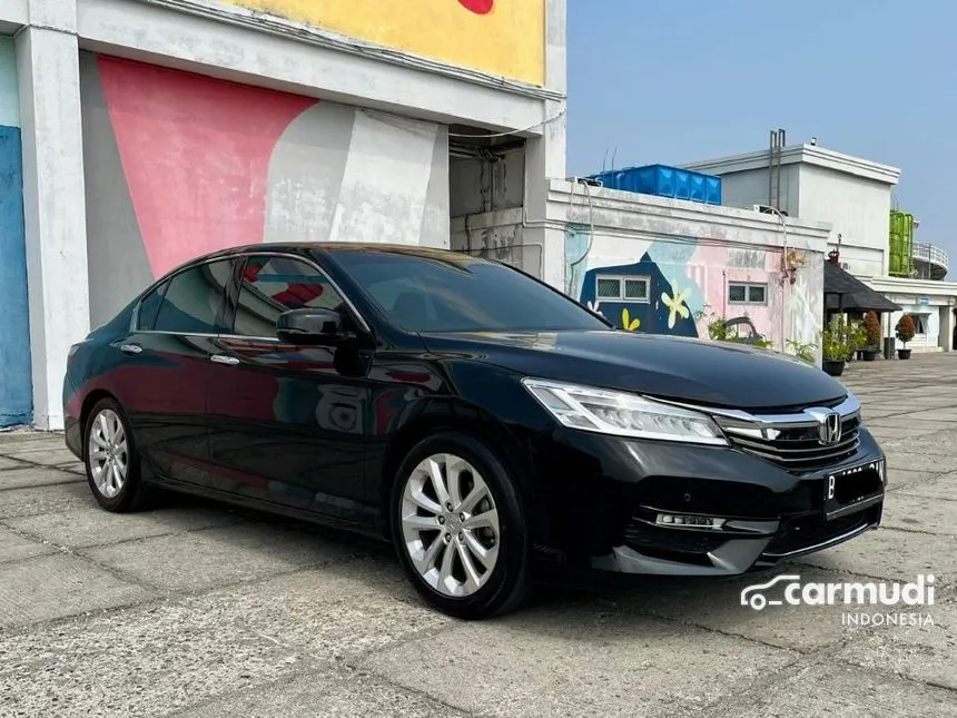 Jual Mobil Honda Accord 2016 VTi
