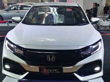 DISKON BOMBASTIS SPESIAL LAST STOCK HONDA CIVIC 1.5 E Hatchback 2019