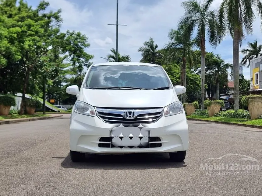 Jual Mobil Honda Freed 2013 E 1.5 di Banten Automatic MPV Putih Rp 147.000.000