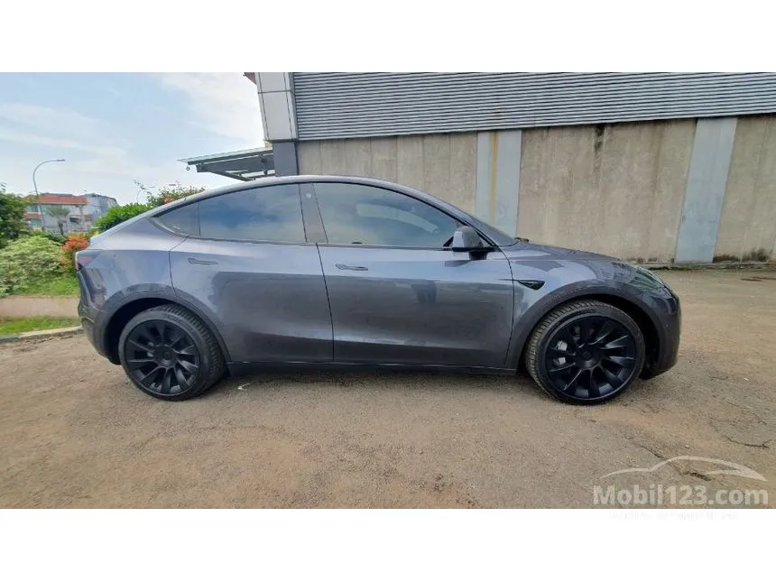 2022 Tesla Model Y Long Range SUV