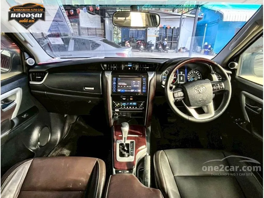 2018 Toyota FORTUNER V SUV