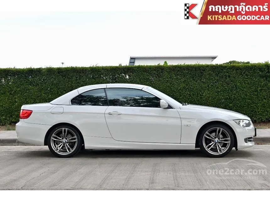 2011 BMW 320i Convertible