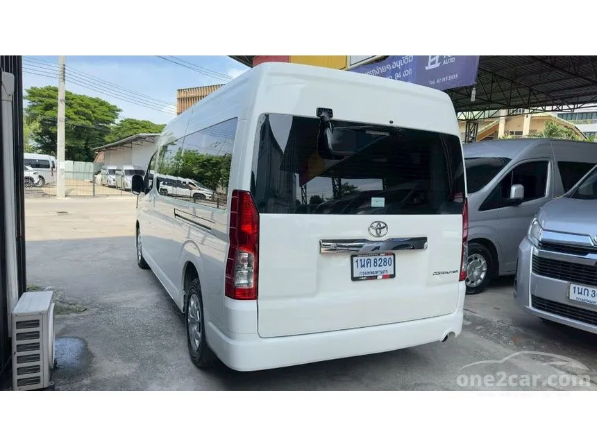 2020 Toyota Commuter Van