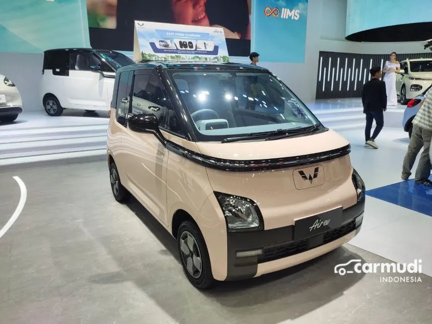 2024 Wuling EV Air ev Charging Pile Long Range Hatchback