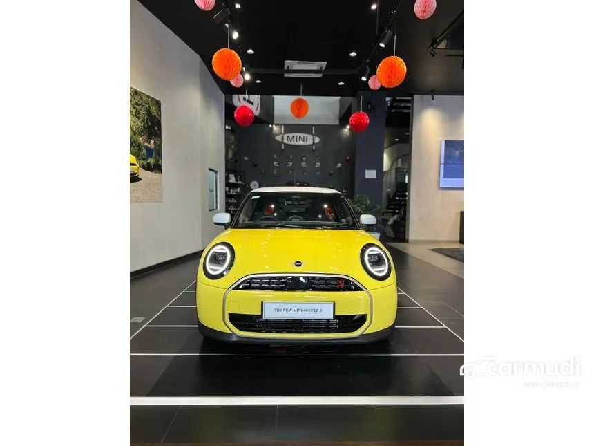 2025 MINI Cooper S 3 Door Hatchback