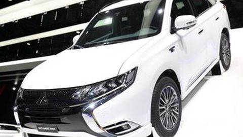 Mitsubishi Harap Bisa Luncurkan Outlander PHEV di 2019