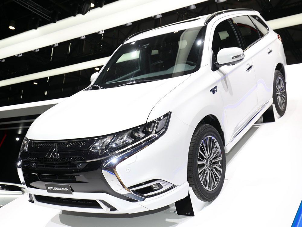 Mitsubishi Harap Bisa Luncurkan Outlander PHEV di 2019