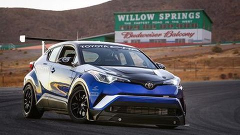 Toyota เล็งสร้างสถิติรถขับเคลื่อนล้อหน้าด้วย C-HR รุ่นแต่งเต็ม