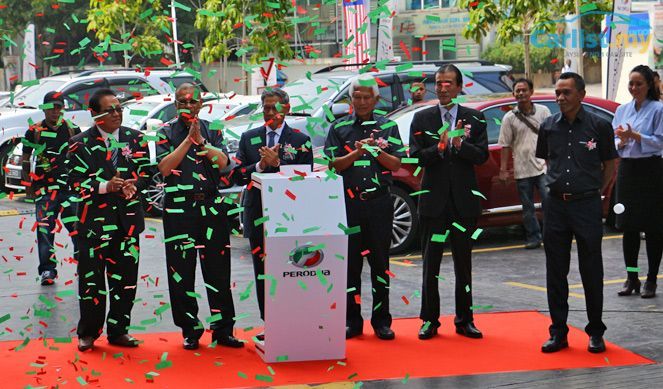 Perodua Officially Opens New Flagship Centre Perodua Sentral Pj Buying Guides Carlist My