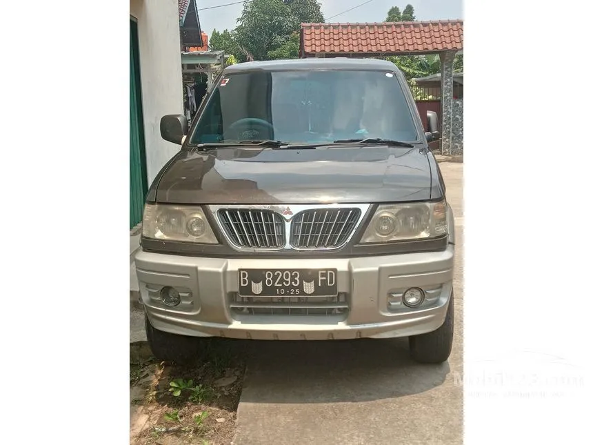 Jual Mobil Mitsubishi Kuda 2003 Grandia (Petrol) 1.6 di DKI Jakarta Manual MPV Coklat Rp 55.000.000