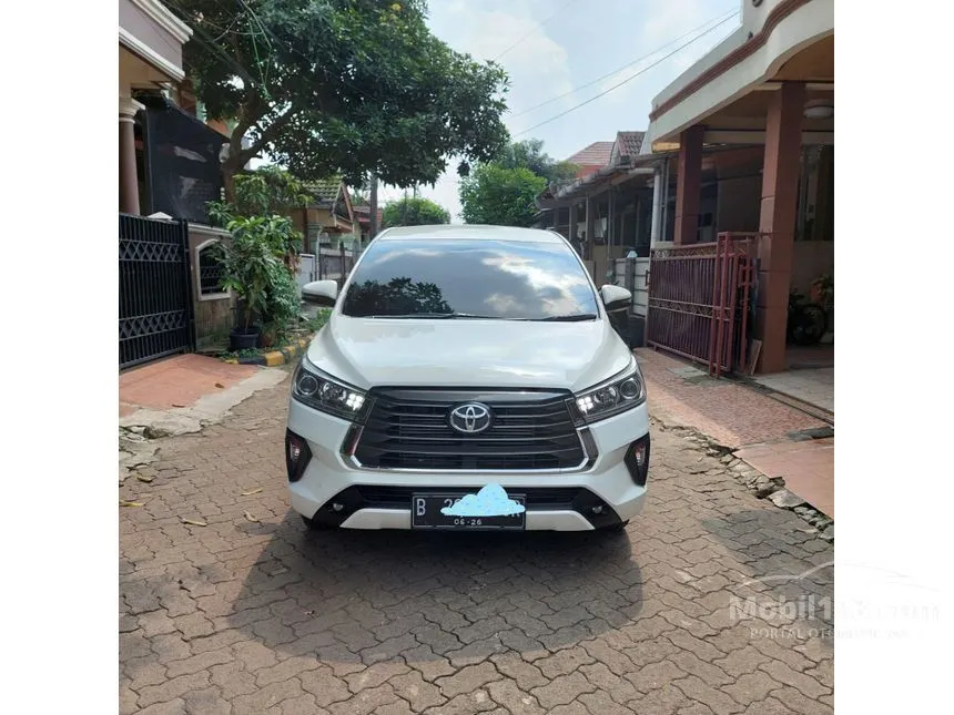 Jual Mobil Toyota Kijang Innova 2021 V 2.4 di Banten Automatic MPV Putih Rp 408.000.000
