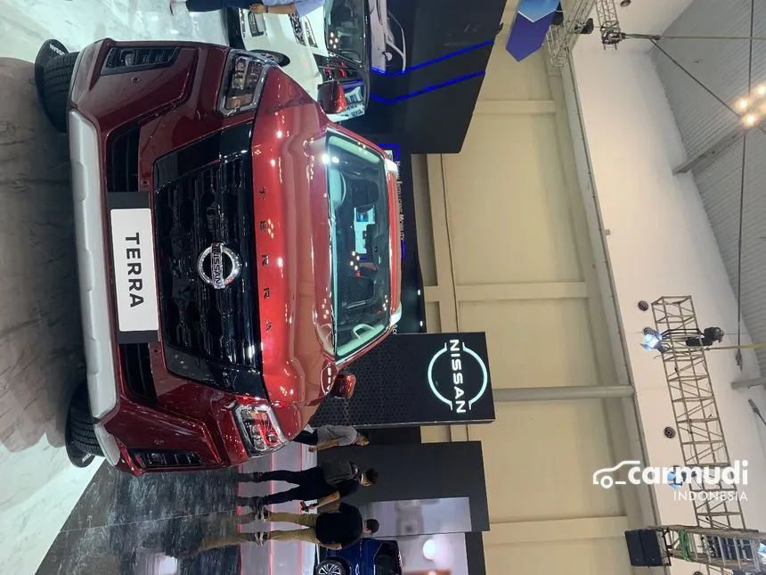 Jual Mobil Nissan Terra 2024 VL 2.5 di Jawa Barat Automatic Wagon Merah Rp 740.000.000
