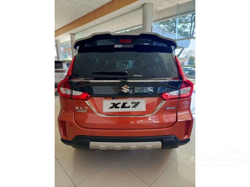 Jual Mobil Suzuki XL7 2024 ALPHA Hybrid 1.5 di Banten Manual Wagon Orange Rp 210.000.000