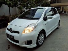 Toyota Yaris 1.5 E Automatic Tahun 2013 Simple, Irit dan White Top Condition