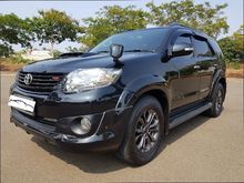 (DP 15 jt)2014 Toyota Fortuner 2.5 G TRD SUV DIESEL A/T.TNG 1 Garansi Mesin