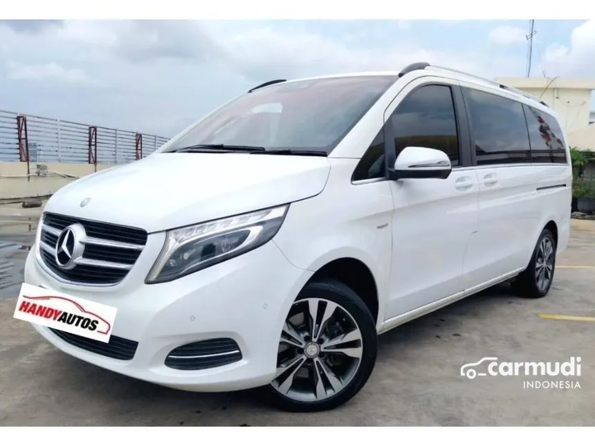 2016 Mercedes-Benz V220 D Van