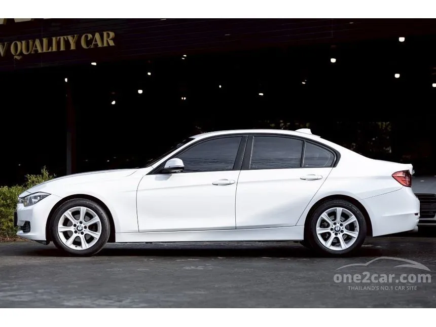 2014 BMW 320i Sedan