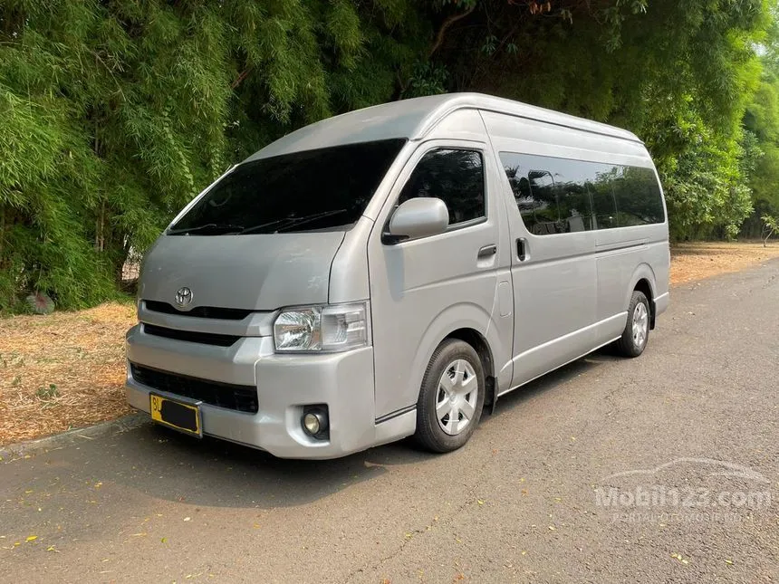 Jual Mobil Toyota Hiace 2019 Commuter 2.5 di Bali Manual Van Silver Rp 375.000.000