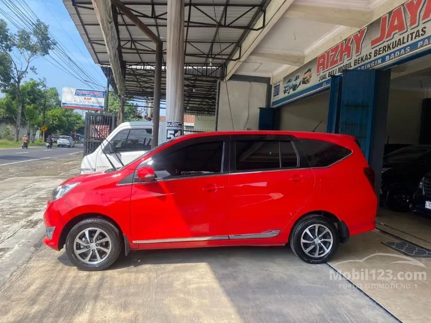 2017 Daihatsu Sigra R MPV