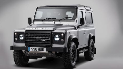 2,000,000th Land Rover Defender Celebrated With Specially-Made Model