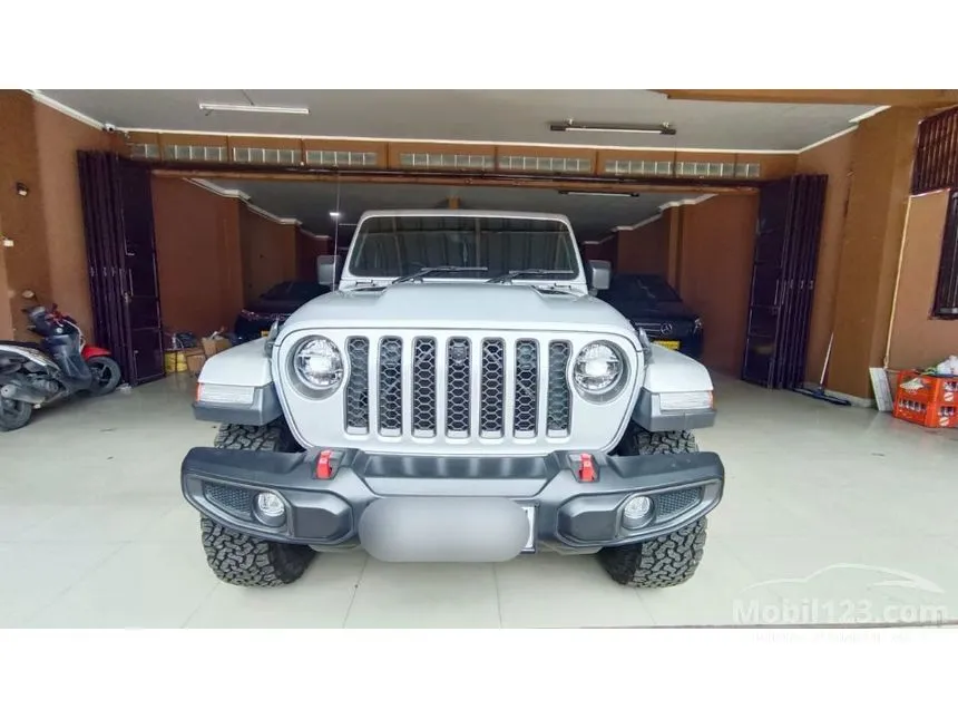 Jual Mobil Jeep Wrangler 2022 Rubicon Unlimited 2.0 di Jawa Barat Automatic SUV Silver Rp 1.775.000.000