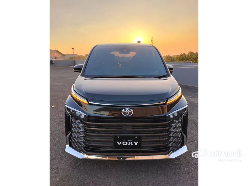 Jual Mobil Toyota Voxy 2024 2.0 di DKI Jakarta Automatic Van Wagon Hitam Rp 600.000.000