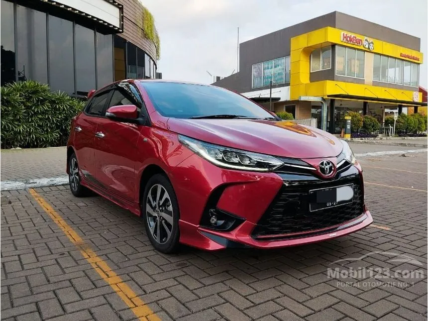 Jual Mobil Toyota Yaris 2022 S GR Sport 1.5 di DKI Jakarta Automatic Hatchback Merah Rp 214.500.000