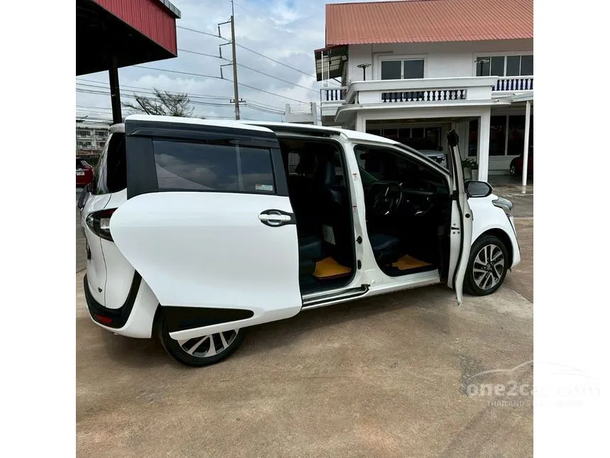 2021 Toyota SIENTA V Wagon